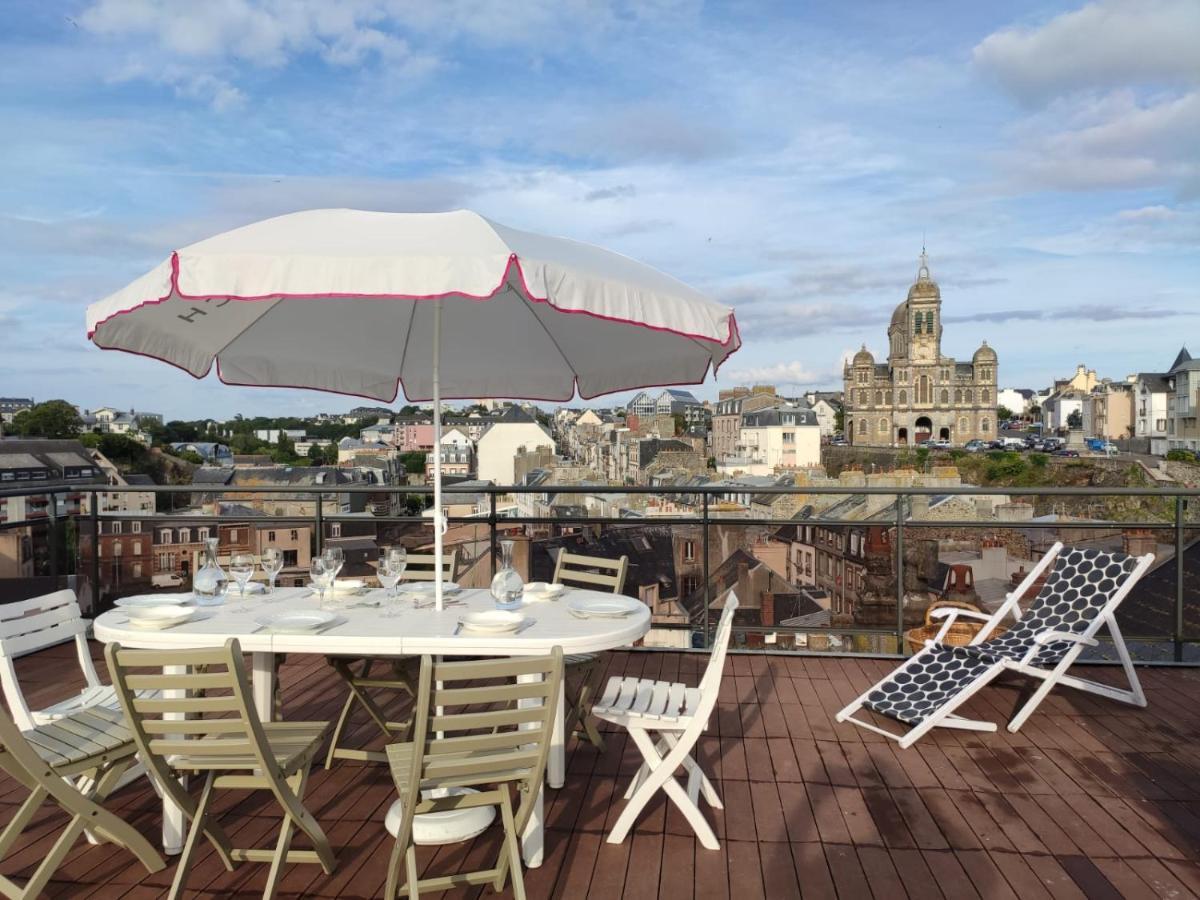 Le Balcon Des Vents Apartman Granville Kültér fotó